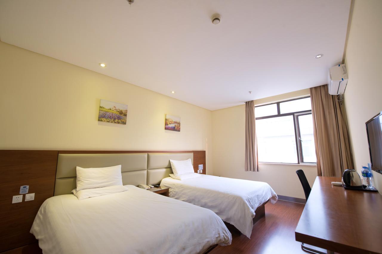 Hanting Express Shanghai Lujiazui Minsheng Road Exterior photo