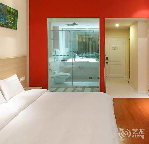 Hanting Express Shanghai Lujiazui Minsheng Road Exterior photo